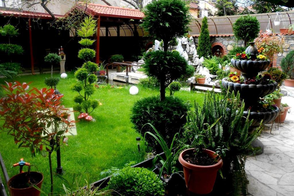 Gala-Garden Hotel Bitola Esterno foto
