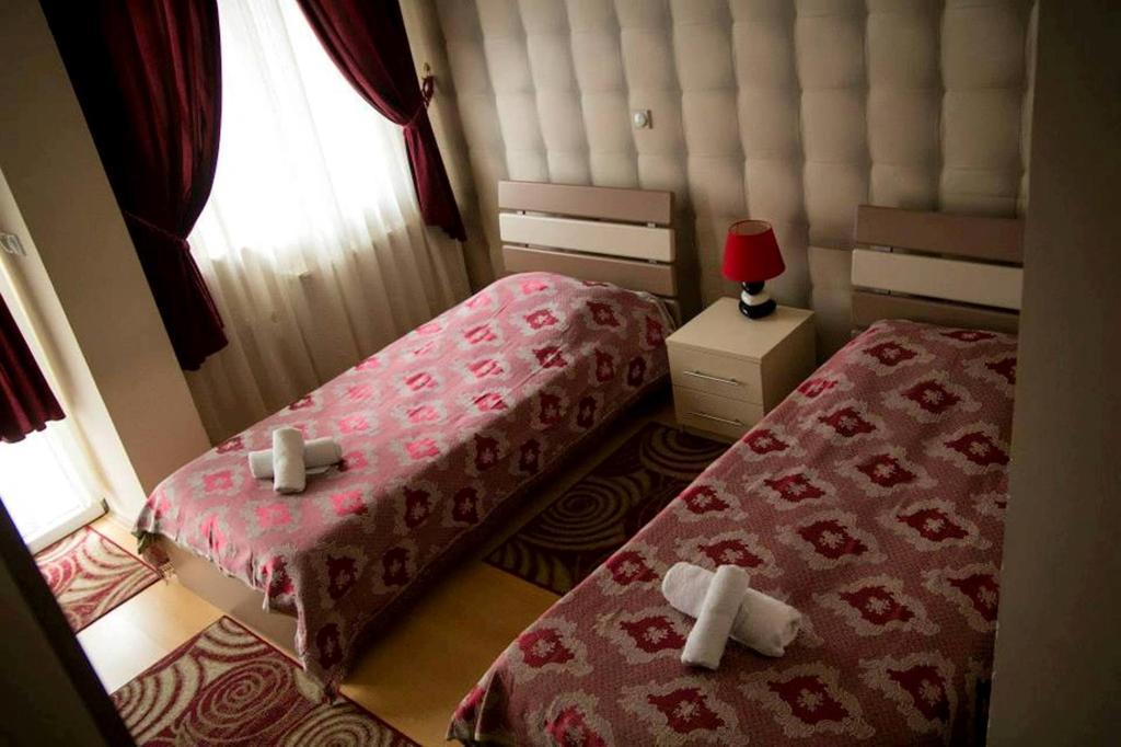 Gala-Garden Hotel Bitola Esterno foto