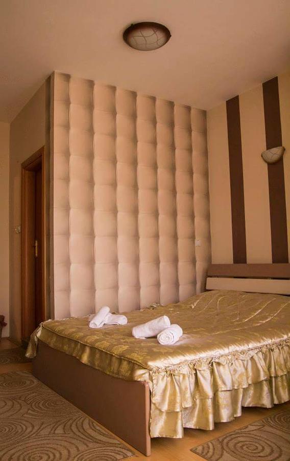 Gala-Garden Hotel Bitola Esterno foto