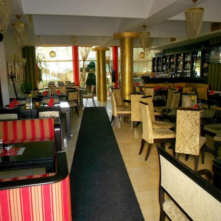 Gala-Garden Hotel Bitola Esterno foto