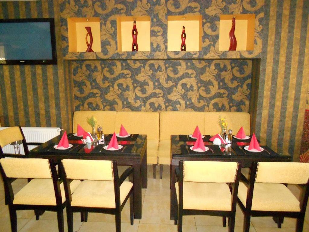 Gala-Garden Hotel Bitola Esterno foto