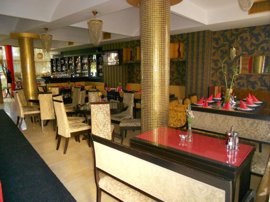Gala-Garden Hotel Bitola Esterno foto